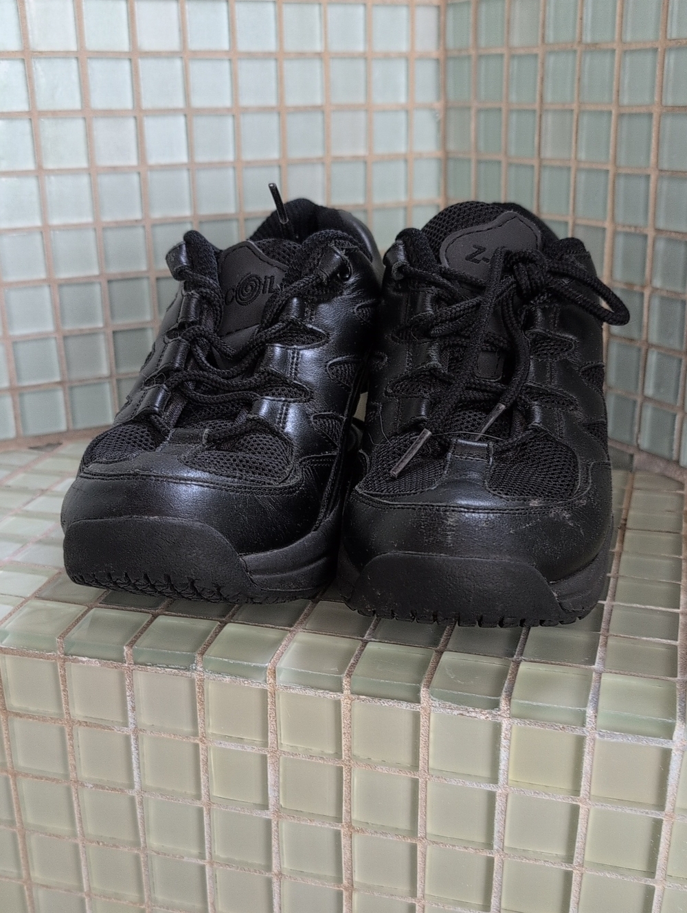 Z Coil  Women's All-Black Athletic Sneakers - Comfort Lace-Up